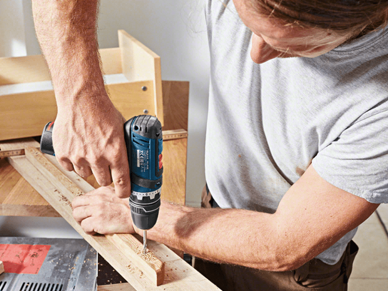 Bosch GSR 12V-15 diseño compacto