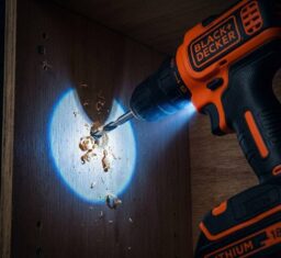 Black+Decker BDCHD18K luz LED integrada iluminación zona trabajo